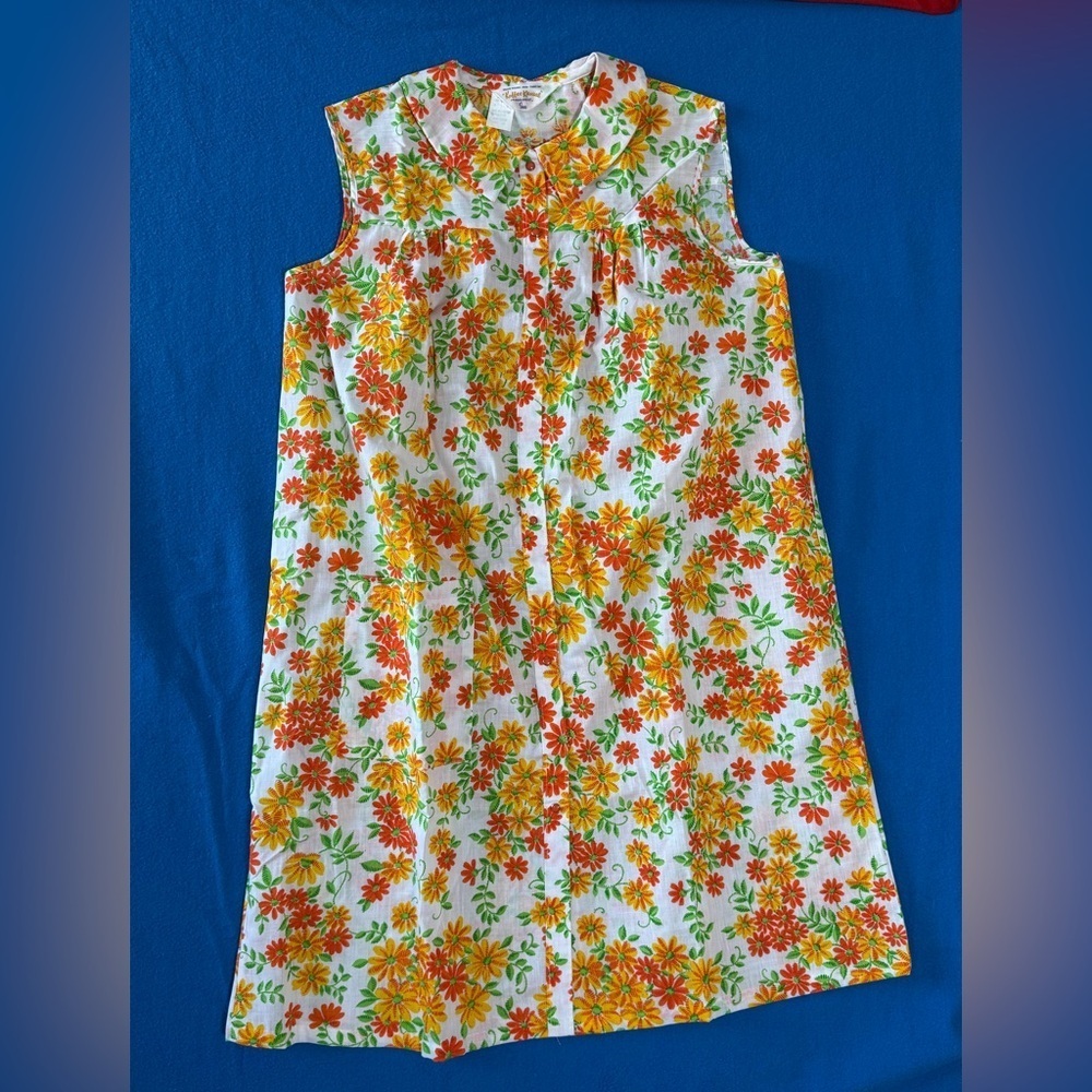 Koffee Kasual VTG Perma-Prest EUC Collared Buttoned Floral Housecoat Sz L‎ SEARS